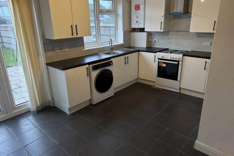 4 bedroom house to rent, Marlow Gardens, Hayes , Middlesex