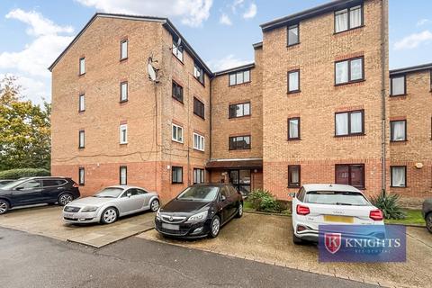 undefined, Streamside Close, London, N9