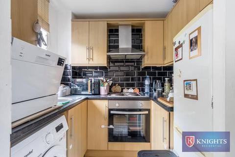 undefined, Streamside Close, London, N9