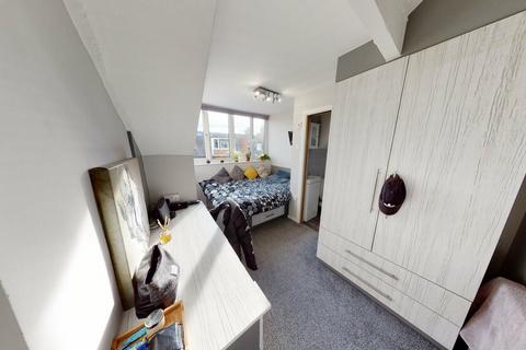 undefined, Ash View, Leeds LS6