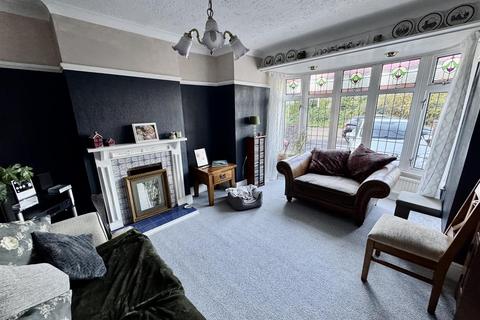 4 bedroom detached house for sale, Pentwyn Road, Ammanford