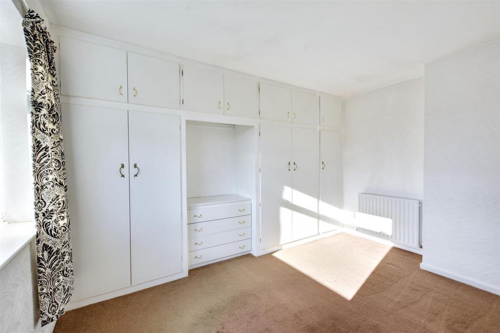 Bedroom 1.jpeg