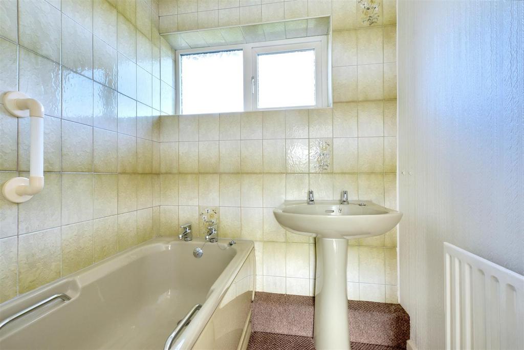 Bathroom.jpeg