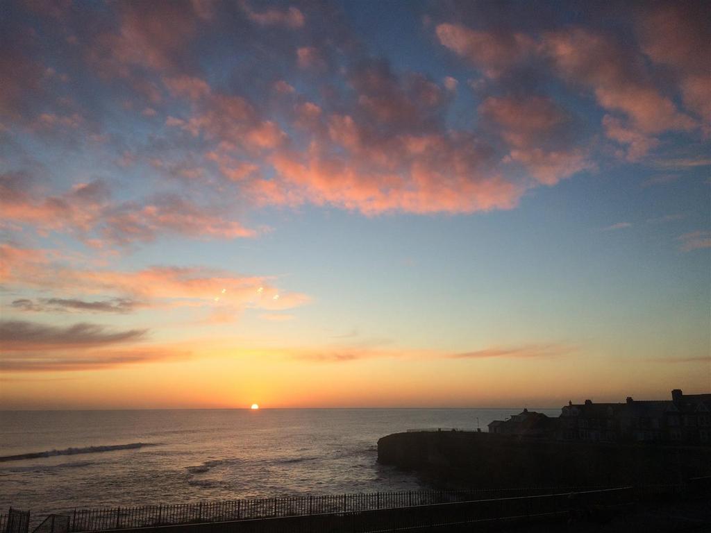Sunrise.jpg