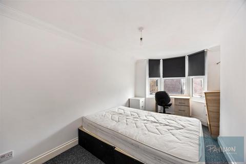undefined, George Street, Brighton