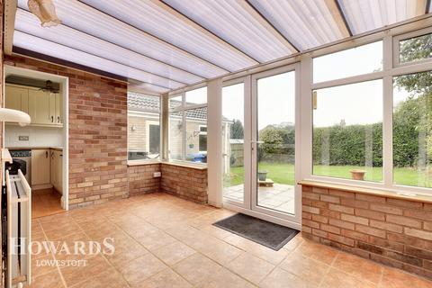 7 Allen Road, Lowestoft, NR32 3PD