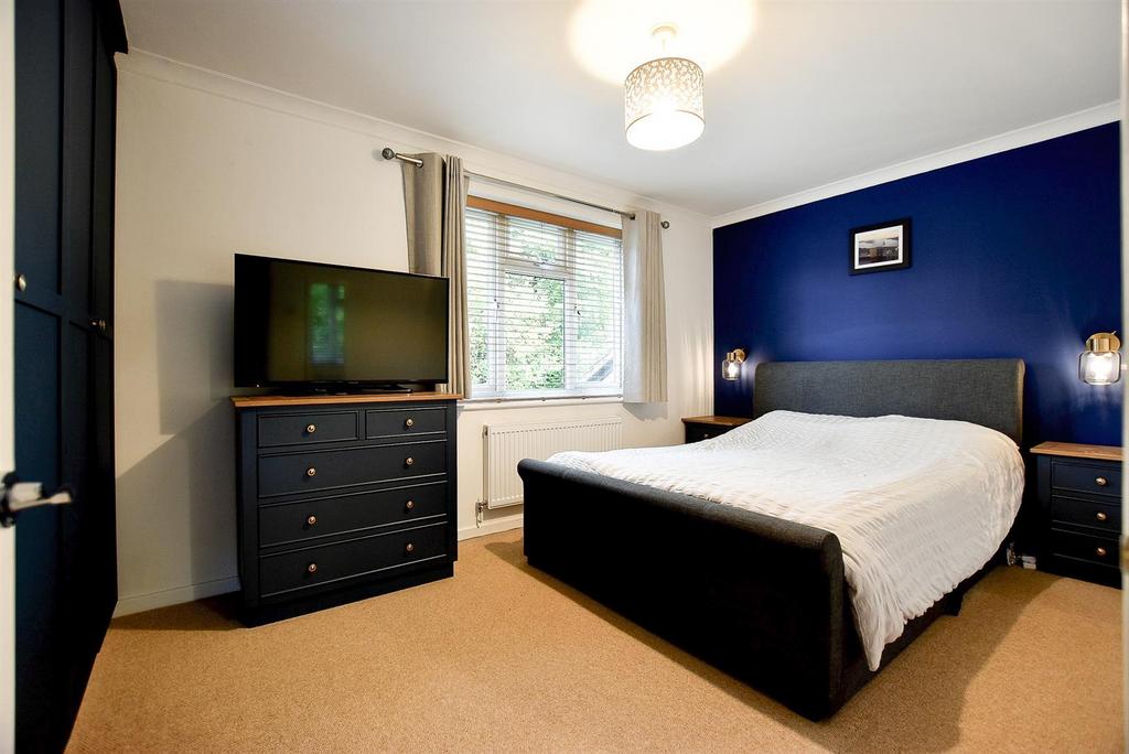Bedroom 1.jpg