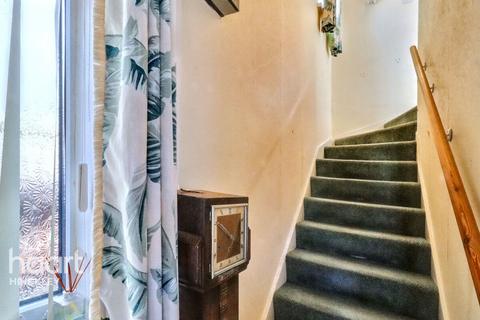 undefined, Leicester LE9