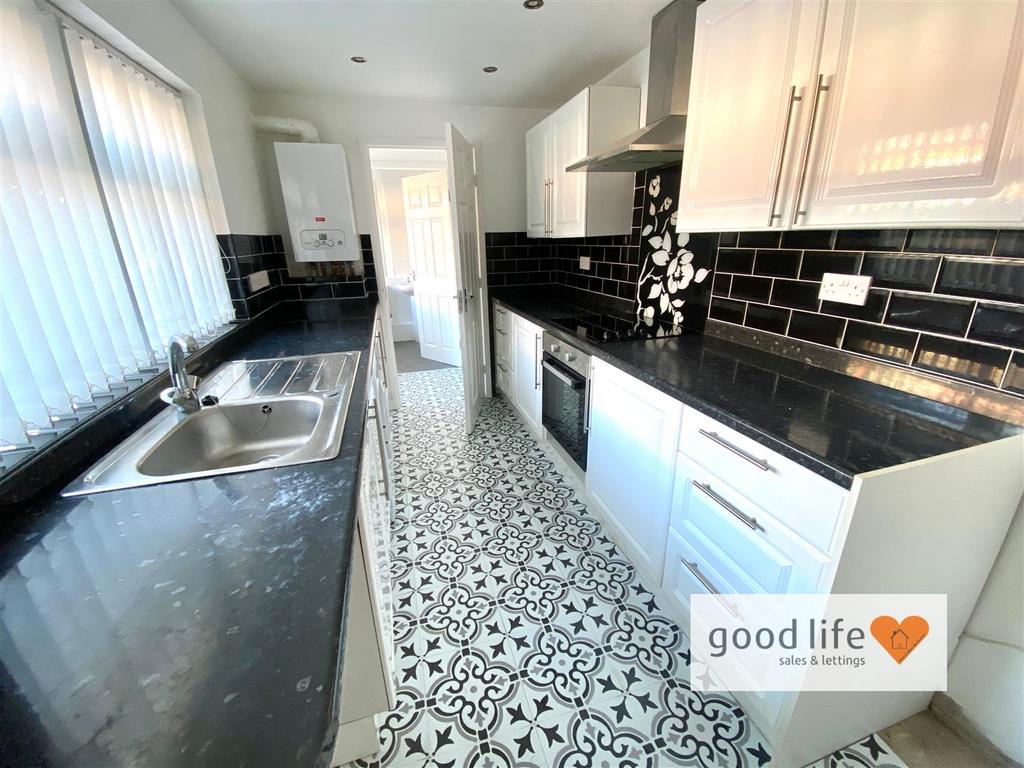 20251028 103620979 i OS13scotlandstreet.jpg