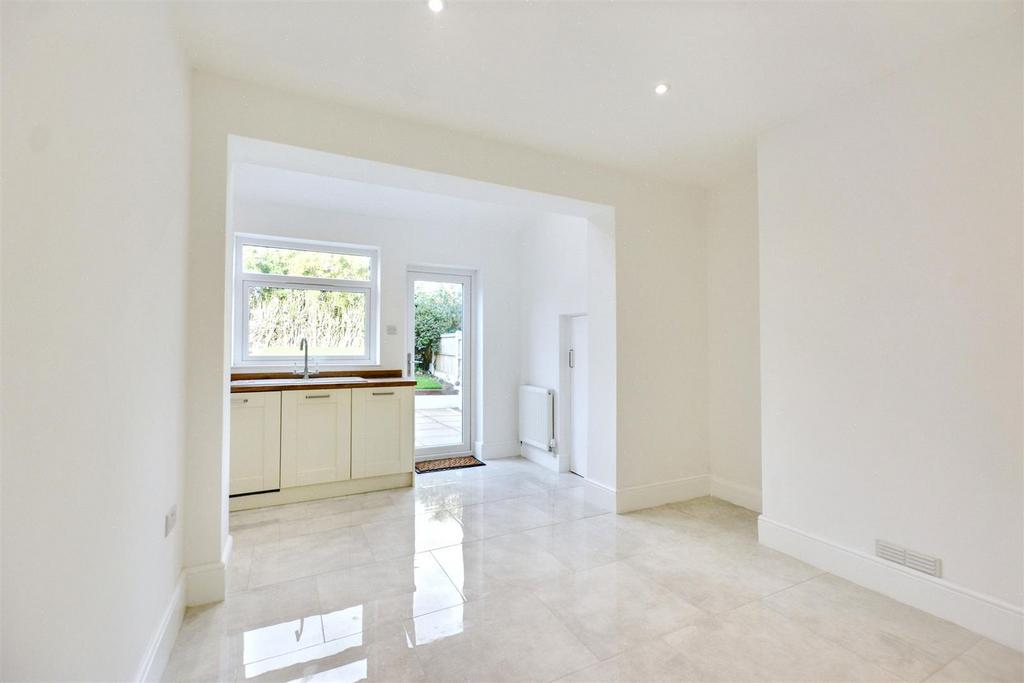 Dining/Living Kitchen