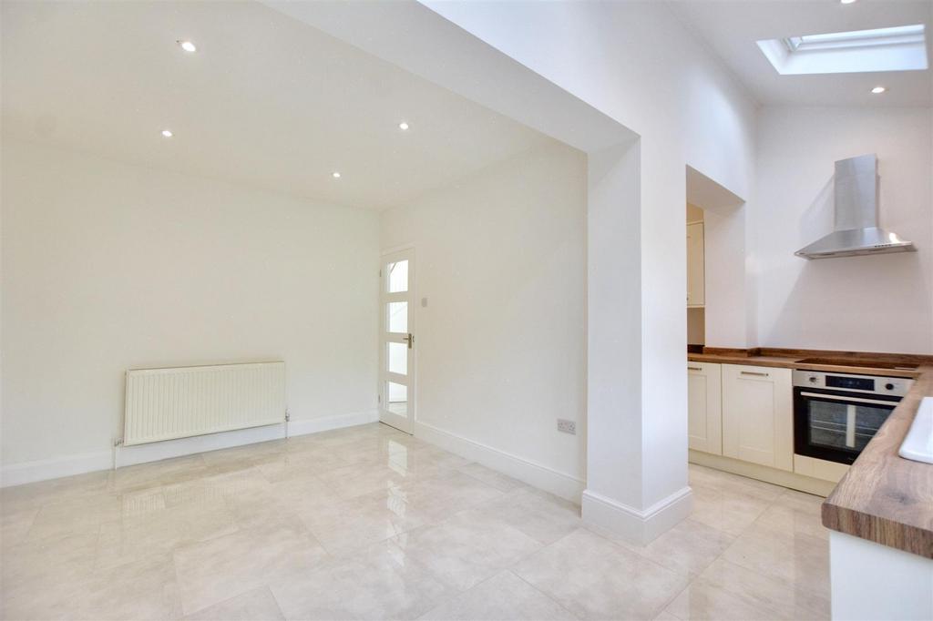 Dining/Living Kitchen