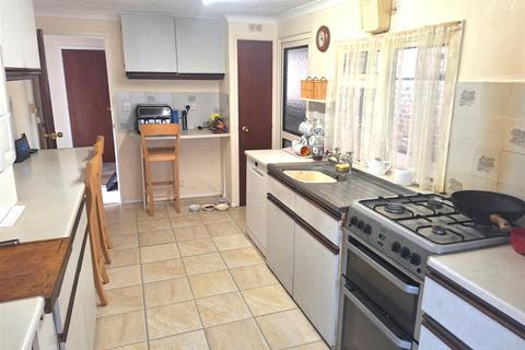 undefined, Harveys Nurseries, Emmer Green, Reading