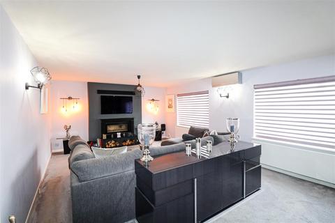undefined, Mill Lane, Farnham GU10