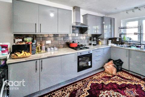 3 bedroom bungalow for sale, Ainsdale Road, Leicester
