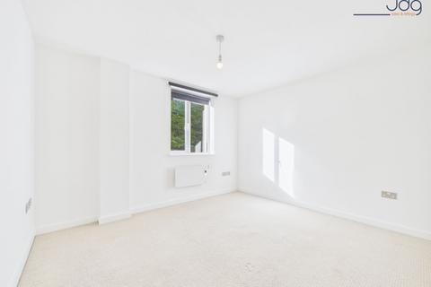 undefined, Damside Street, Lancaster | Stylish Riverside Apartment in Lancaster City Centre