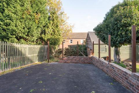 2 bedroom apartment for sale, St. Johns Road, Chesterfield S41