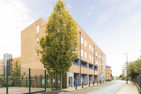 Cable Street, London E1W