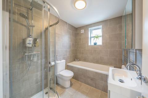 42 Talbot Road, Twickenham, TW2 6SJ