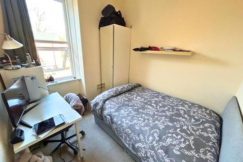 3 bedroom flat to rent, Shortridge Terrace, Tyne and Wear NE2