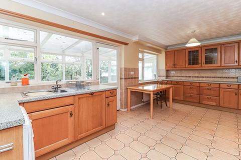 4 bedroom detached house for sale, Rectory Lane, Kings Langley, WD4