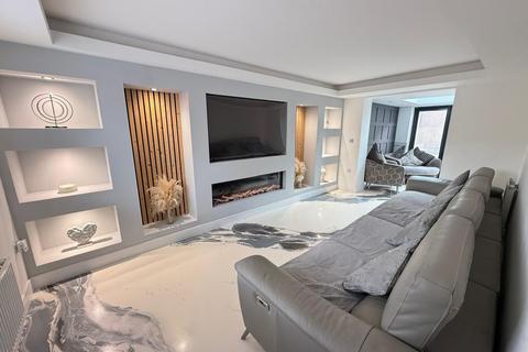 undefined, Cae Morfa, Neath, Neath Port Talbot.