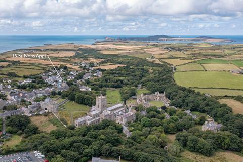3 bedroom apartment for sale, St Nons Close, St Davids SA62