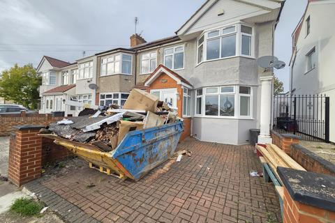 undefined, Rosemary Avenue, Hounslow, TW4