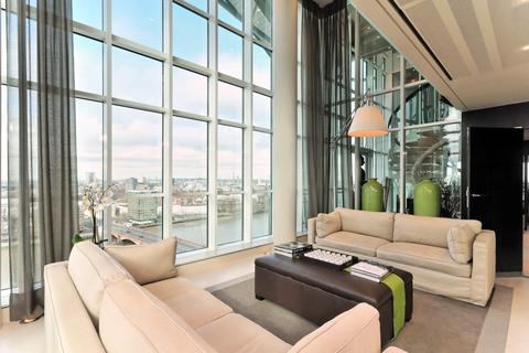 undefined, Drake House, 14 St George Wharf, London