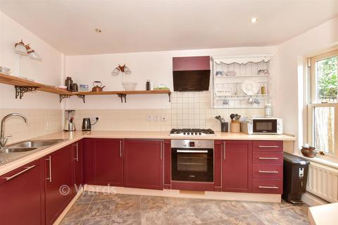 3 bedroom end of terrace house for sale, Canterbury Road, Whitstable, Kent