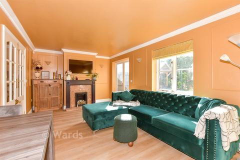 3 bedroom end of terrace house for sale, Mariners Court, Whitstable CT5