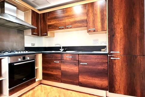 2 bedroom flat for sale, Honeywell Close, Oadby, Leicester LE2