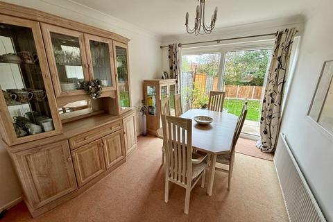 3 bedroom semi-detached house for sale, Saxon Wood Road, Cheswick Green, Solihull