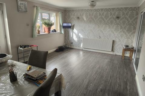 undefined, TO LET 4 BEDROOM SEMI-DETACHED HOUISE