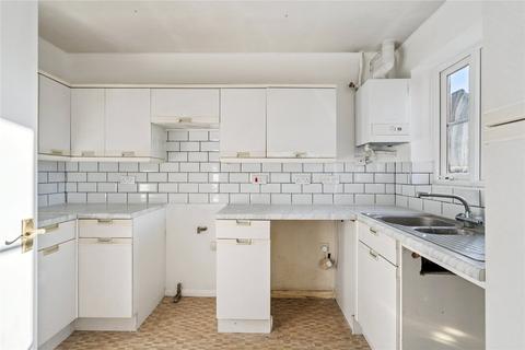 2 bedroom retirement property for sale, Emerton Court, Northchurch, Berkhamsted, Hertfordshire, HP4