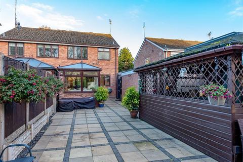 3 bedroom semi-detached house for sale, Eversley Grove, The Northway, Sedgley