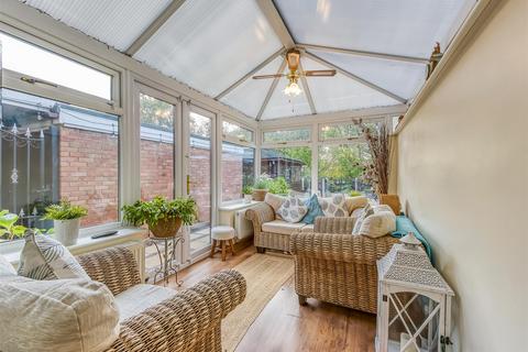 13 Eversley Grove, Sedgley, Dudley, DY3 3RF