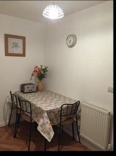 3 bedroom terraced house to rent, The Phoenix, Salford M7