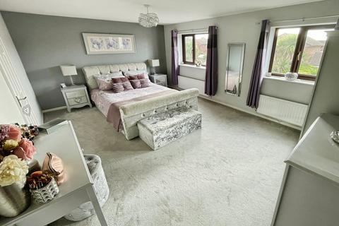 undefined, Lime Tree Way, Porthcawl, CF36