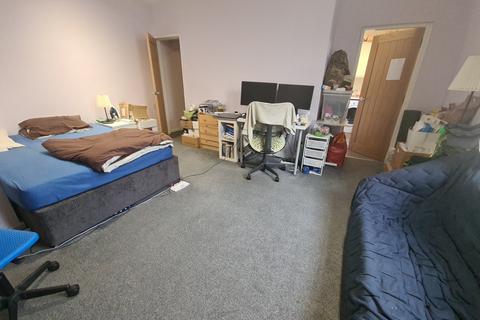 1 bedroom flat to rent, Moorhouse 19-22 Moorland Road, Leeds LS6