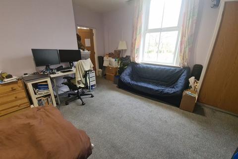 1 bedroom flat to rent, Moorhouse 19-22 Moorland Road, Leeds LS6