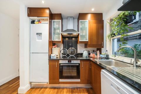 3 bedroom flat to rent, Sherriff Road, London NW6