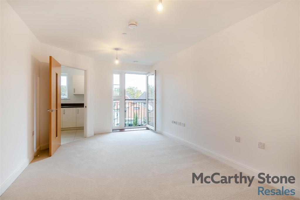 8670684-interior06.jpg