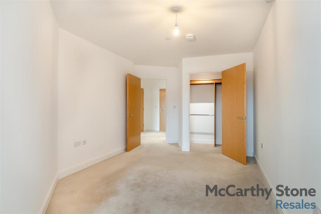 8670684-interior19.jpg