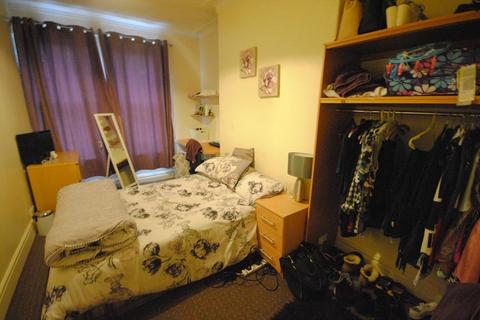 7 bedroom house to rent, Richmond Mount, Leeds LS6