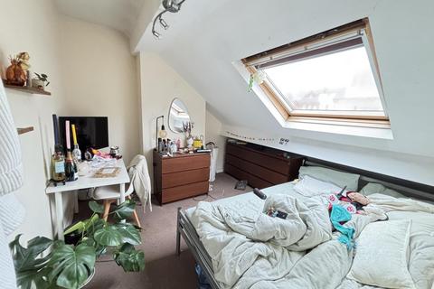 undefined, Burley Road, Leeds LS4