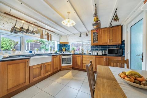 4 bedroom semi-detached bungalow for sale, Longore Square, Wollaton NG8
