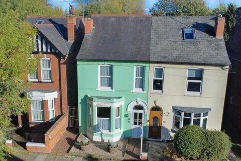 3 bedroom semi-detached house for sale, Carrfield Avenue, Long Eaton