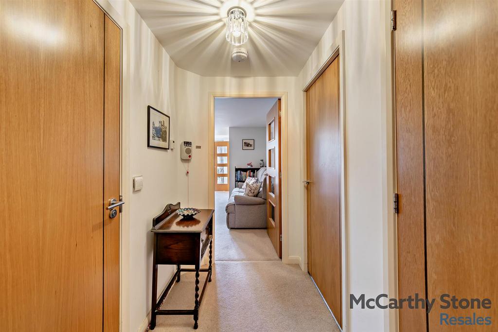 8668495-interior08-800.jpg