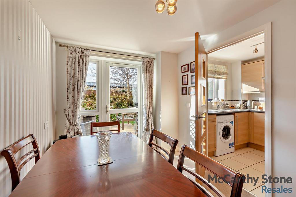 8668495-interior02-800.jpg