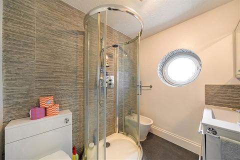 1 bedroom flat for sale, Avonley Road, London SE14